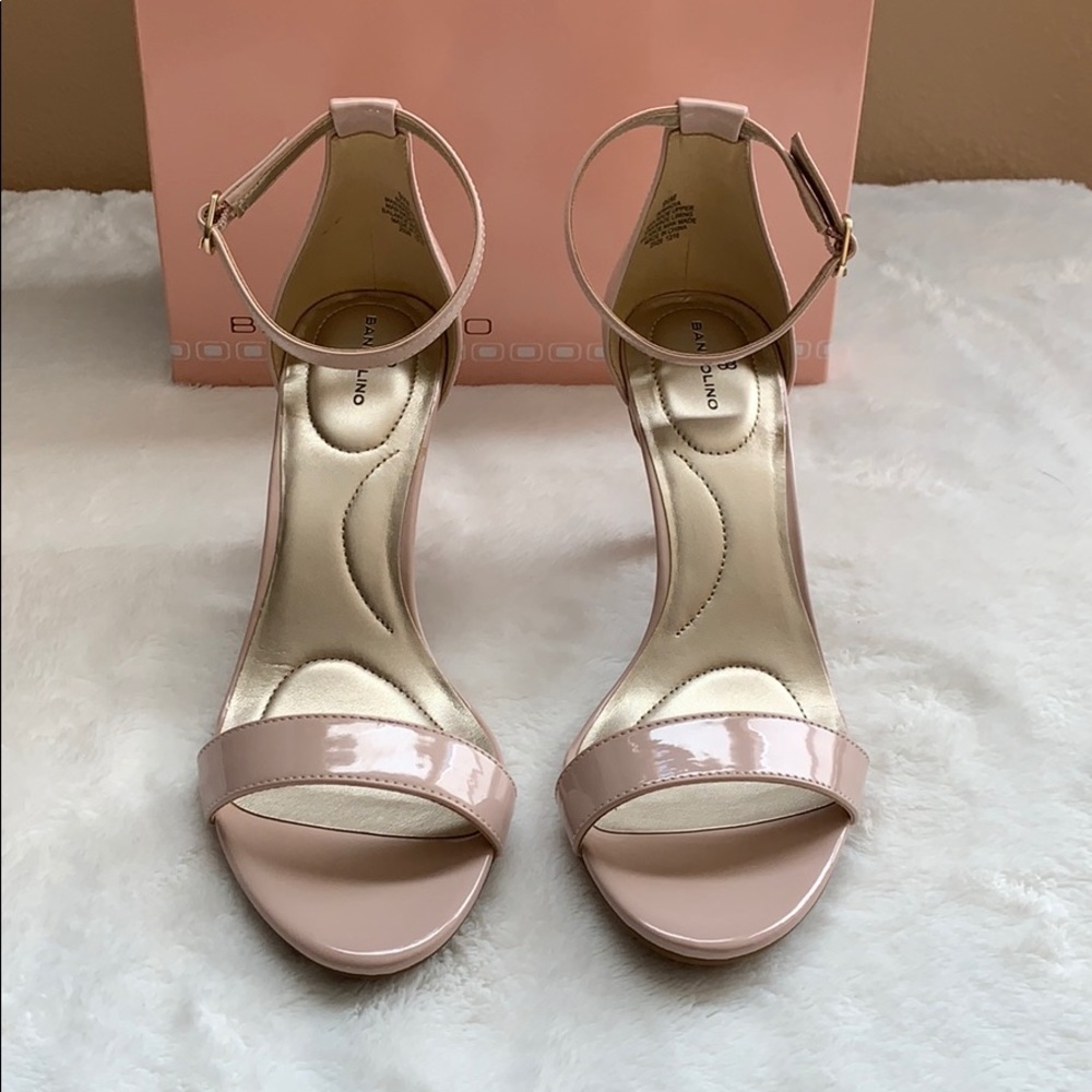 NWT Bandolino Lt Pink size  9.5 heeled sandal